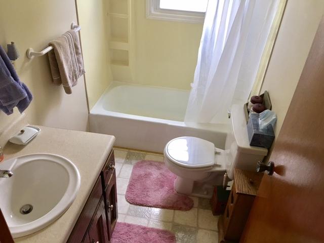 540 Back Valley Road Speedwell, TN 37870 - Photo 20 of 33 HALL BATH