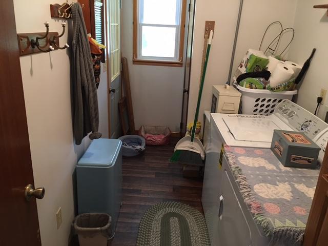 540 Back Valley Road Speedwell, TN 37870 - Photo 21 of 33 LAUNDRY ROOM