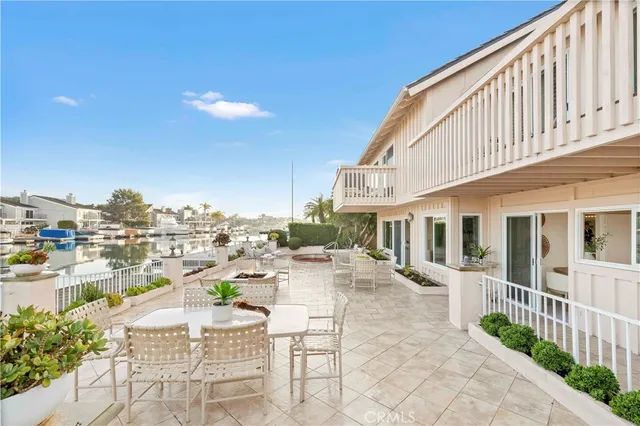$3,282,000 | 3801 Seascape Drive, Huntington Beach, CA 92649