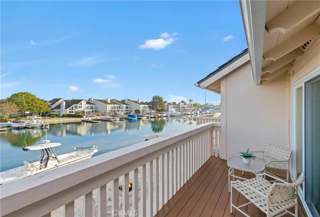 $3,282,000 | 3801 Seascape Drive, Huntington Beach, CA 92649