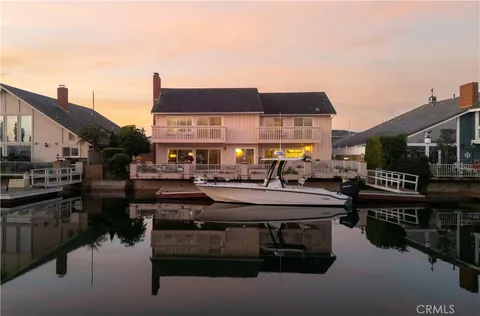 $3,282,000 | 3801 Seascape Drive, Huntington Beach, CA 92649