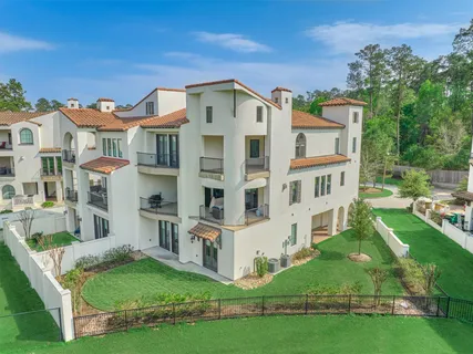 $1,395,000 | 42 Secluded Trail, The Woodlands, TX 77380