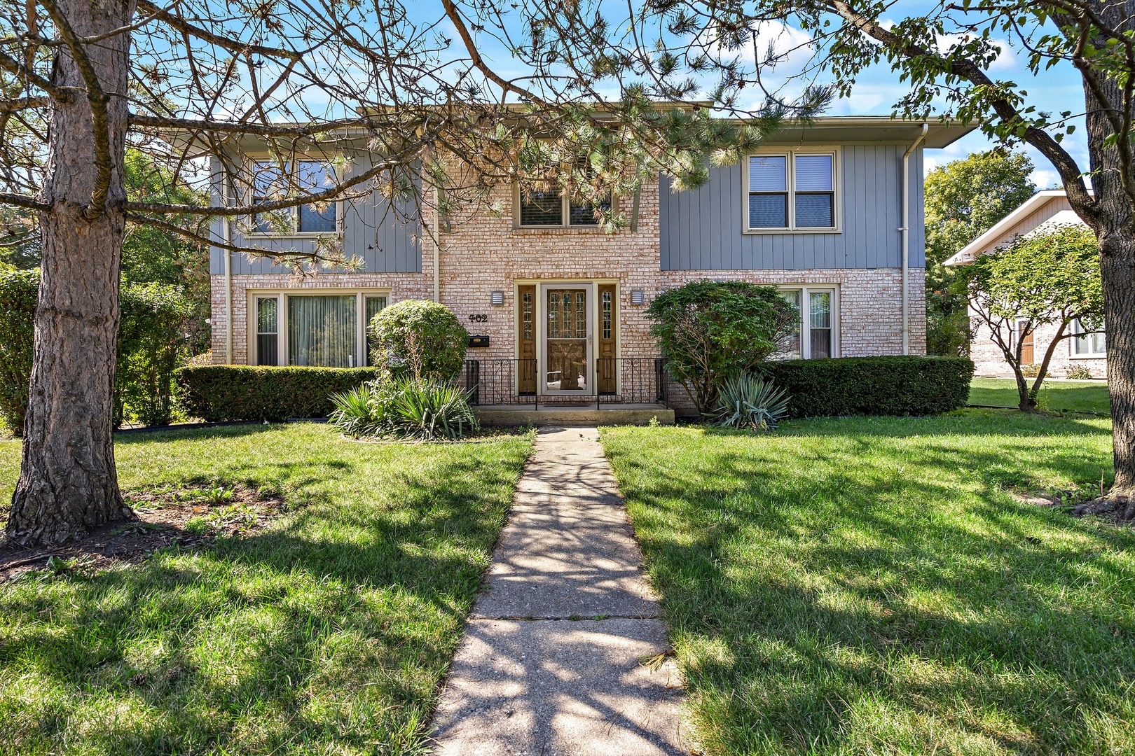 402 Elm Street Deerfield, IL 60015 - Photo 1 of 35