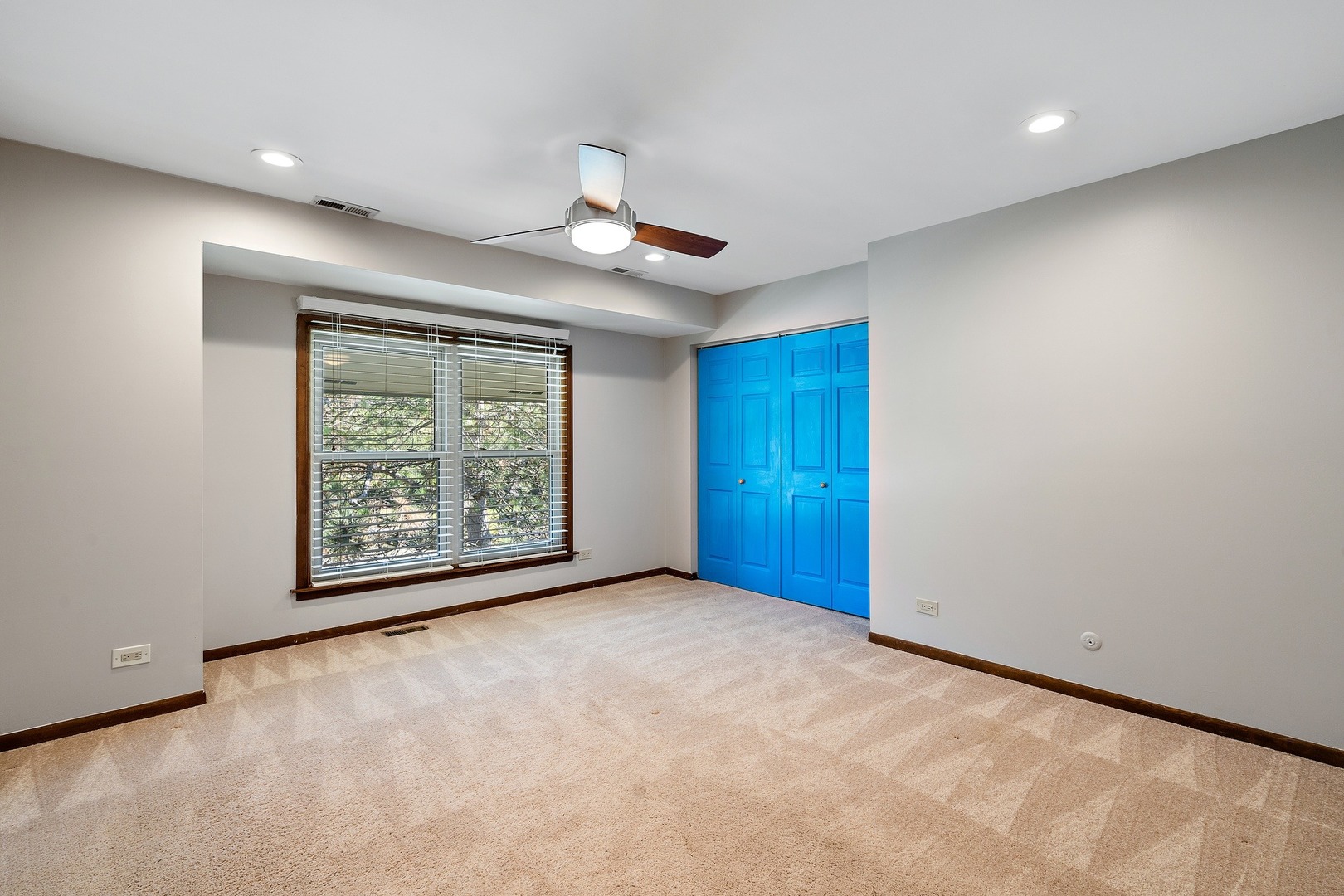 402 Elm Street Deerfield, IL 60015 - Photo 19 of 35