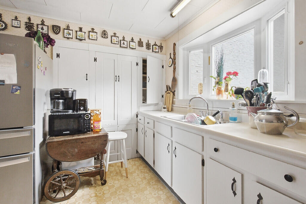 323 Augusta Road Winslow, ME 04901 - Photo 13 of 49 Kitchen