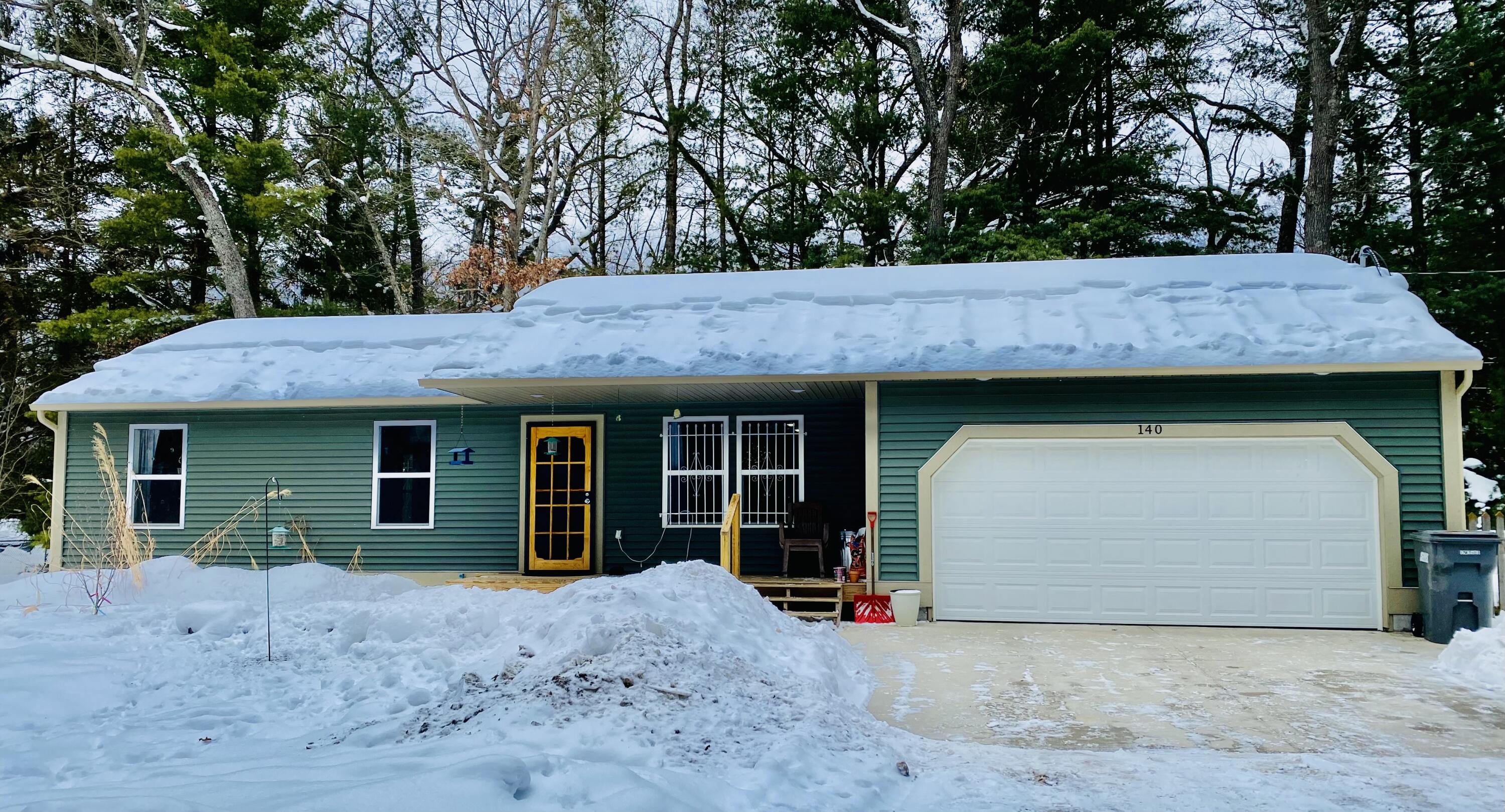 140 West Raymond Road Twin Lake, MI 49457 - Photo 4 of 46 140 W Raymond Road