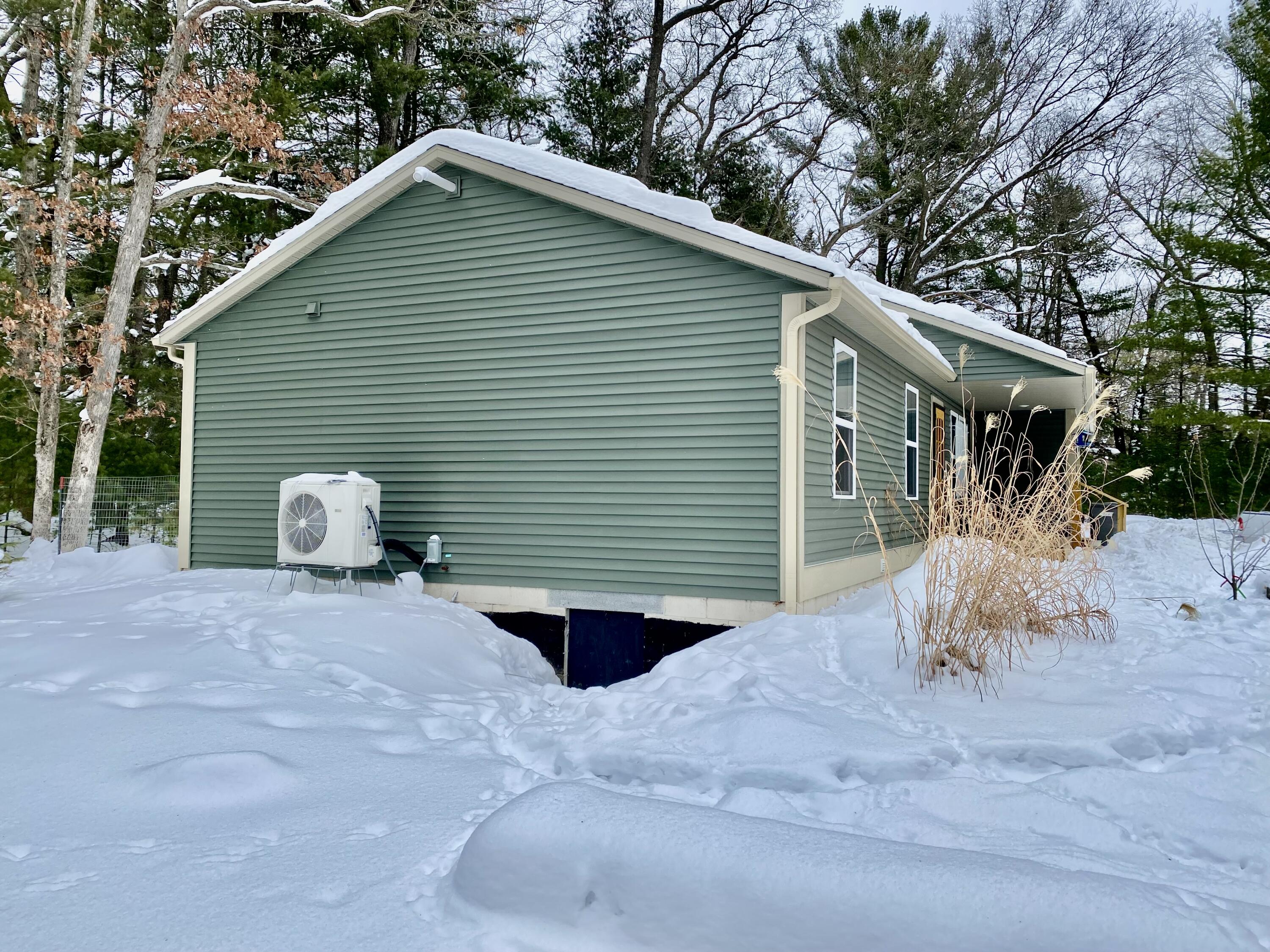 140 West Raymond Road Twin Lake, MI 49457 - Photo 5 of 46 140 W Raymond Road