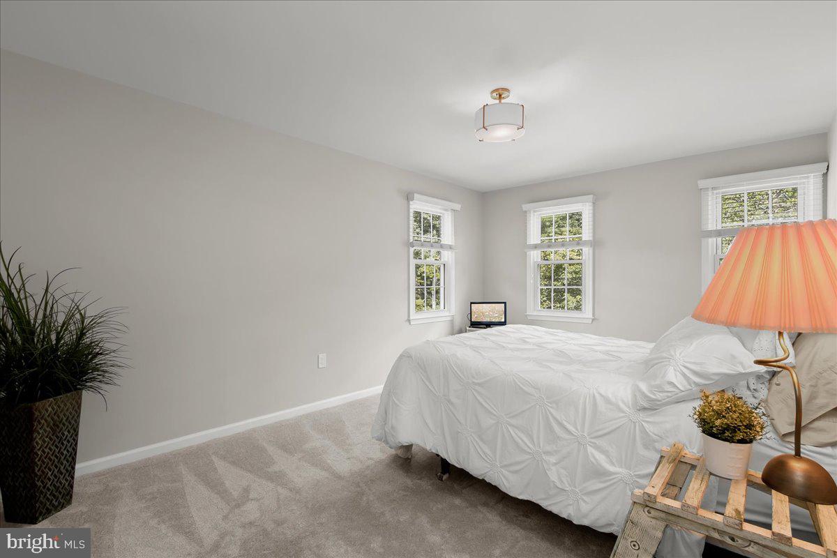 2053 Kings House Road Silver Spring, MD 20905 - Photo 19 of 33 Primary Bedroom