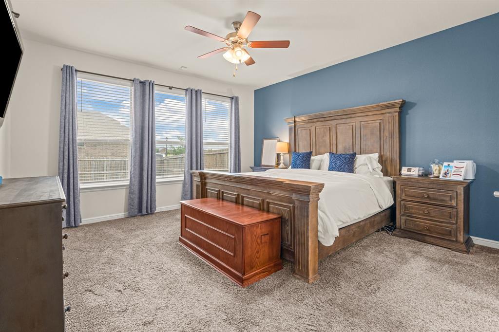 1443 Fox Hollow Road Krum, TX 76249 - Photo 29 of 39