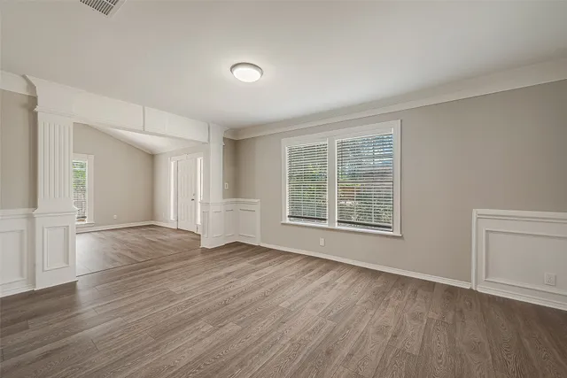 $1,950 | 5831 Annunciation Street, Houston, TX 77016