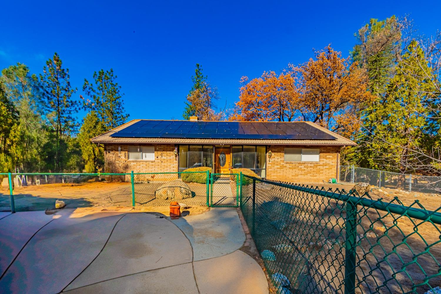 48895 Rock Point Road Oakhurst, CA 93644 - Photo 53 of 69 Gallery Image 53
