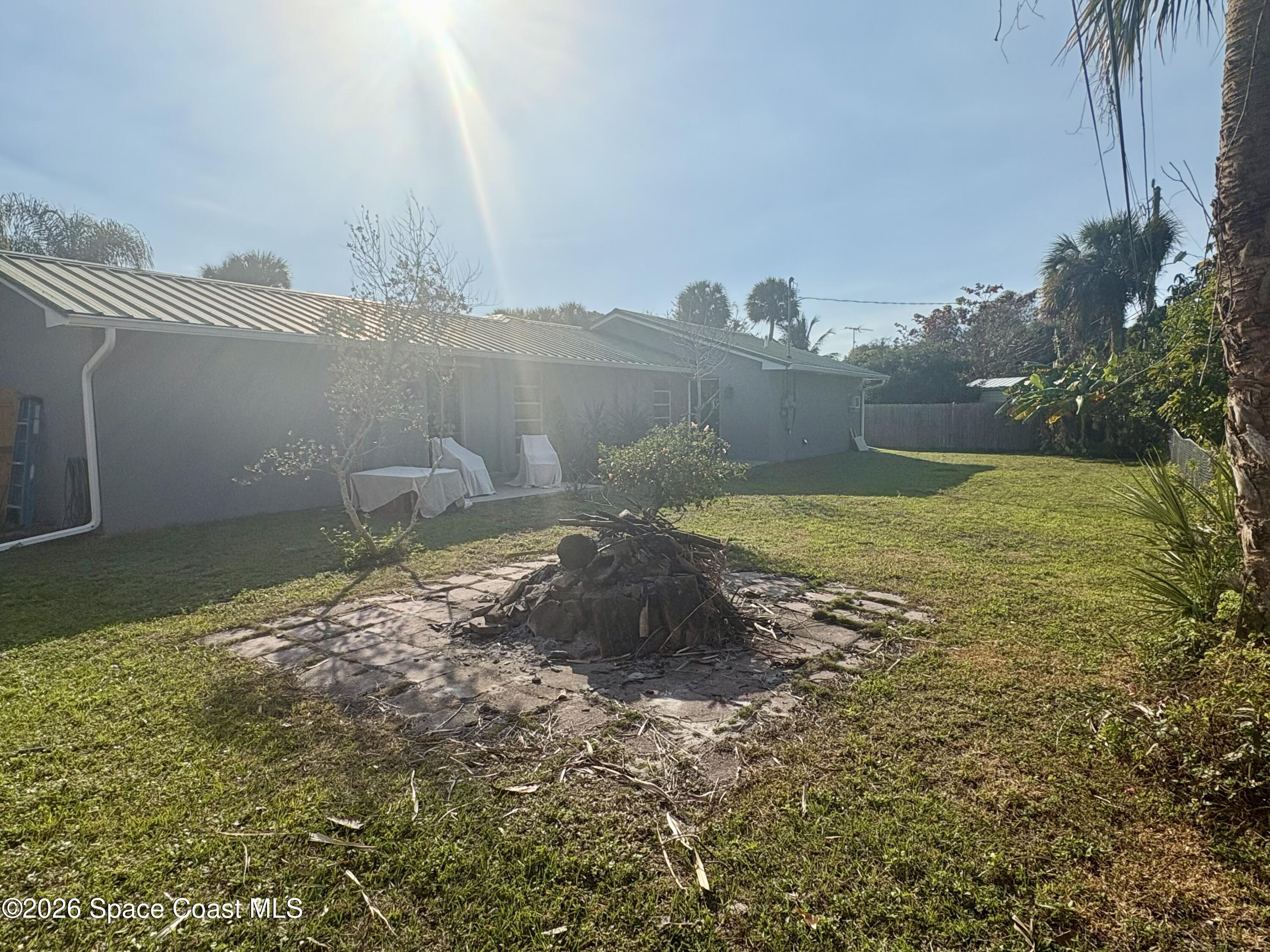 110 Lagoon Avenue Melbourne, FL 32901 - Photo 6 of 16 Firepit