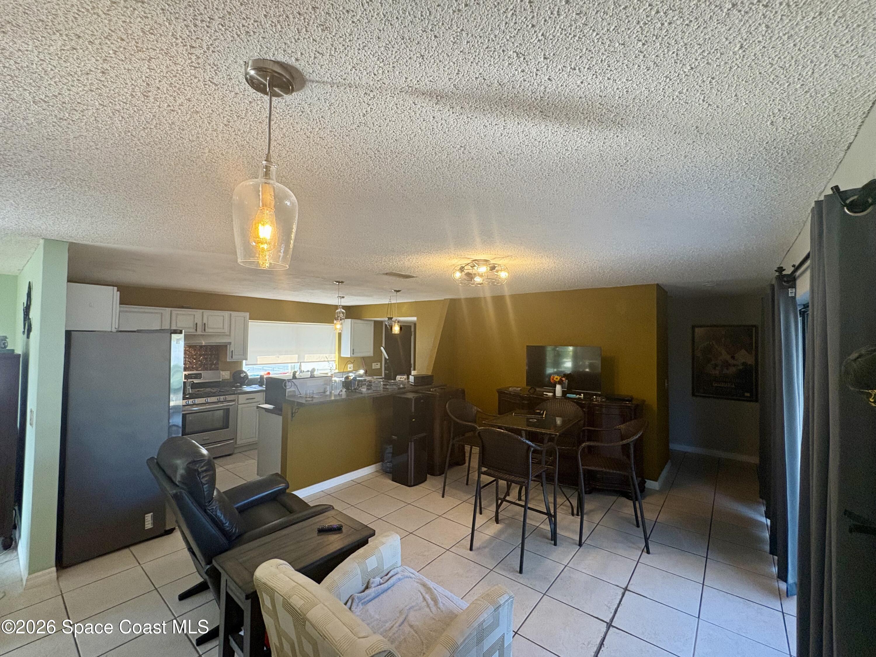110 Lagoon Avenue Melbourne, FL 32901 - Photo 10 of 16 Dining Room