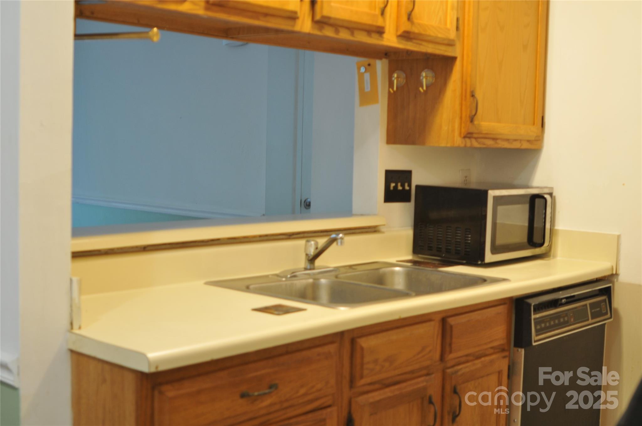 9601 A Vinca Circle Charlotte, NC 28213 - Photo 2 of 10