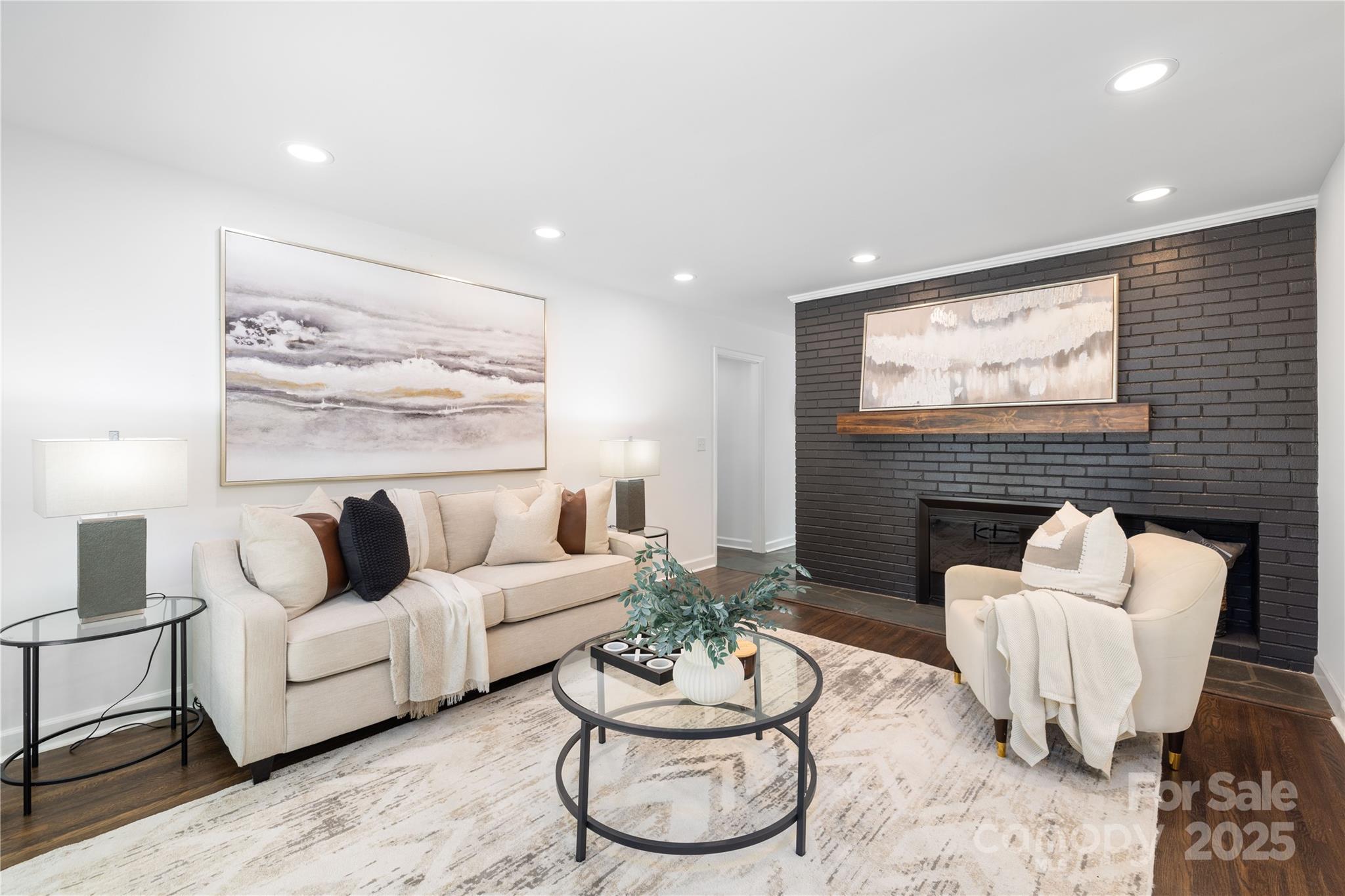 4017 Sulkirk Road Charlotte, NC 28210 - Photo 3 of 21 Gallery Image 3