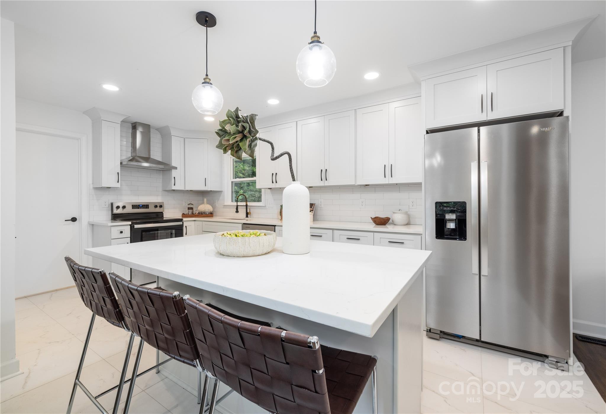 4017 Sulkirk Road Charlotte, NC 28210 - Photo 4 of 21 Gallery Image 4