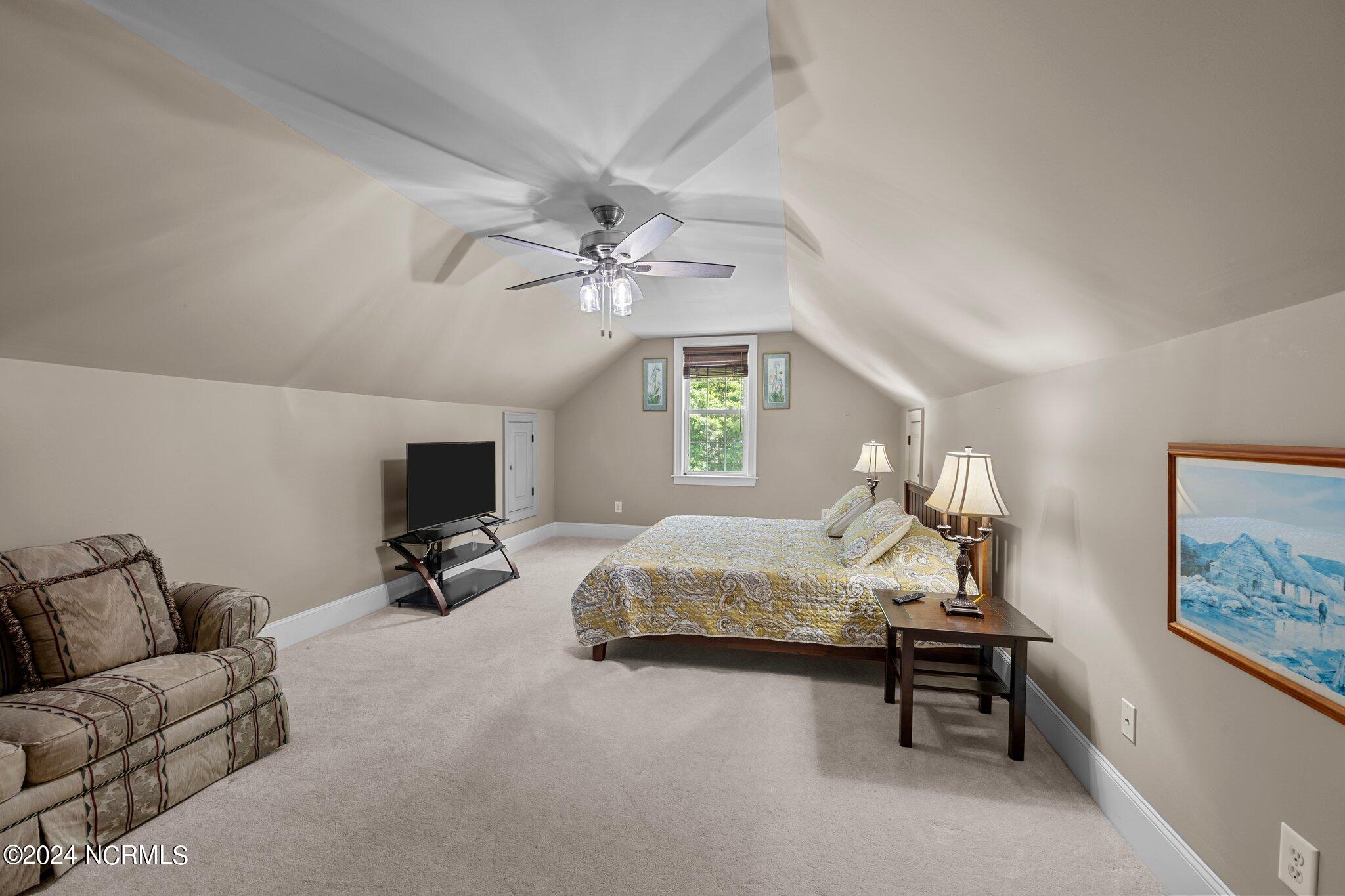 121 Emmen Road New Bern, NC 28562 - Photo 37 of 62 37-web-or-mls-470A0848