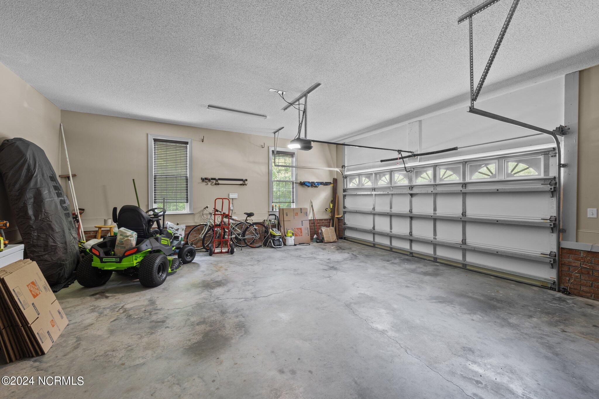 121 Emmen Road New Bern, NC 28562 - Photo 41 of 62 59-web-or-mls-470A1567