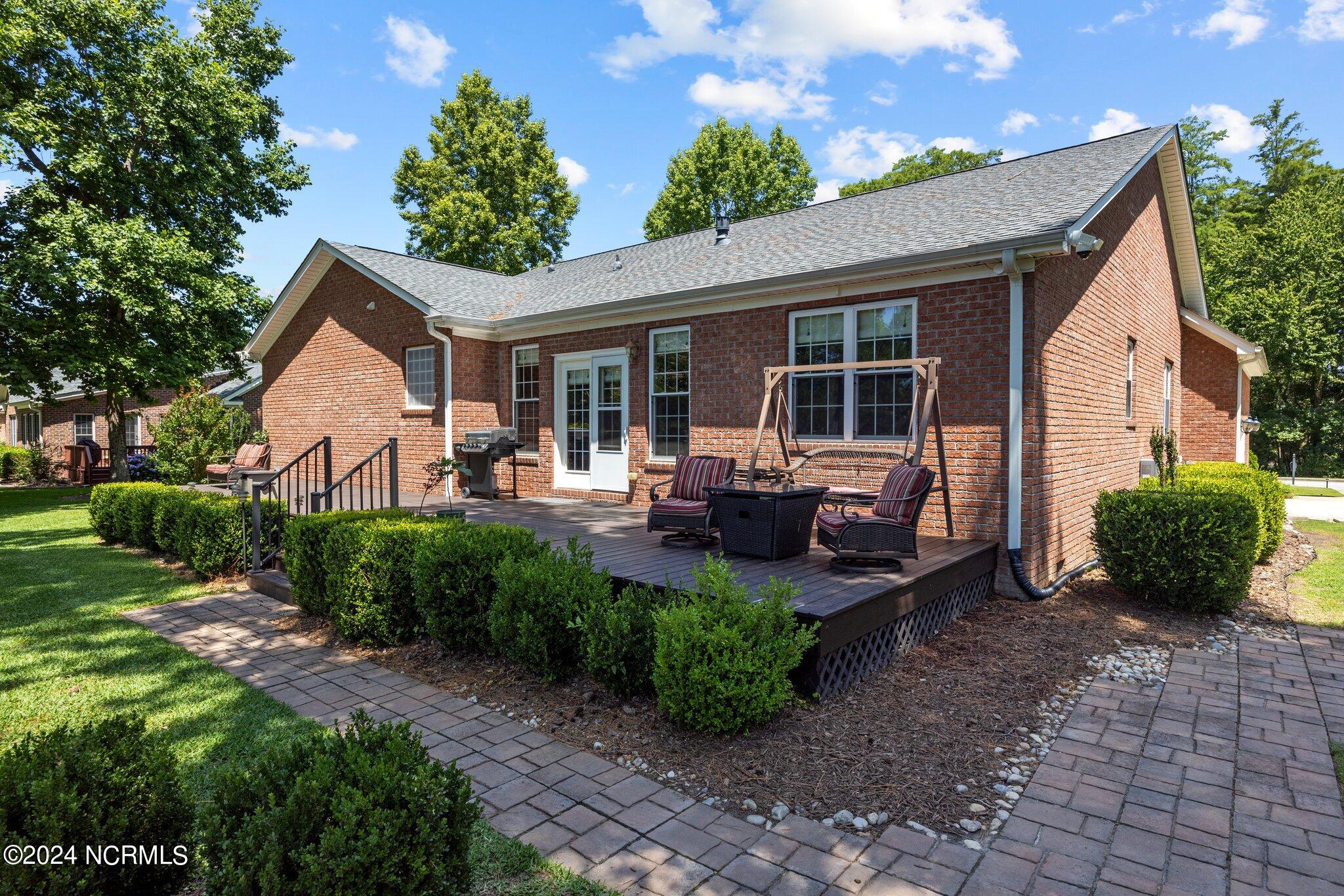 121 Emmen Road New Bern, NC 28562 - Photo 44 of 62 41-web-or-mls-470A0857