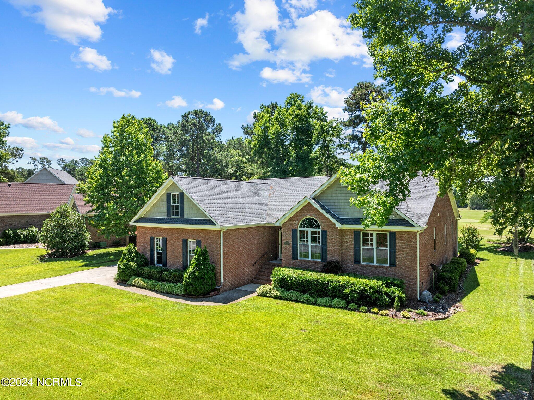 121 Emmen Road New Bern, NC 28562 - Photo 50 of 62 47-web-or-mls-DJI_0204