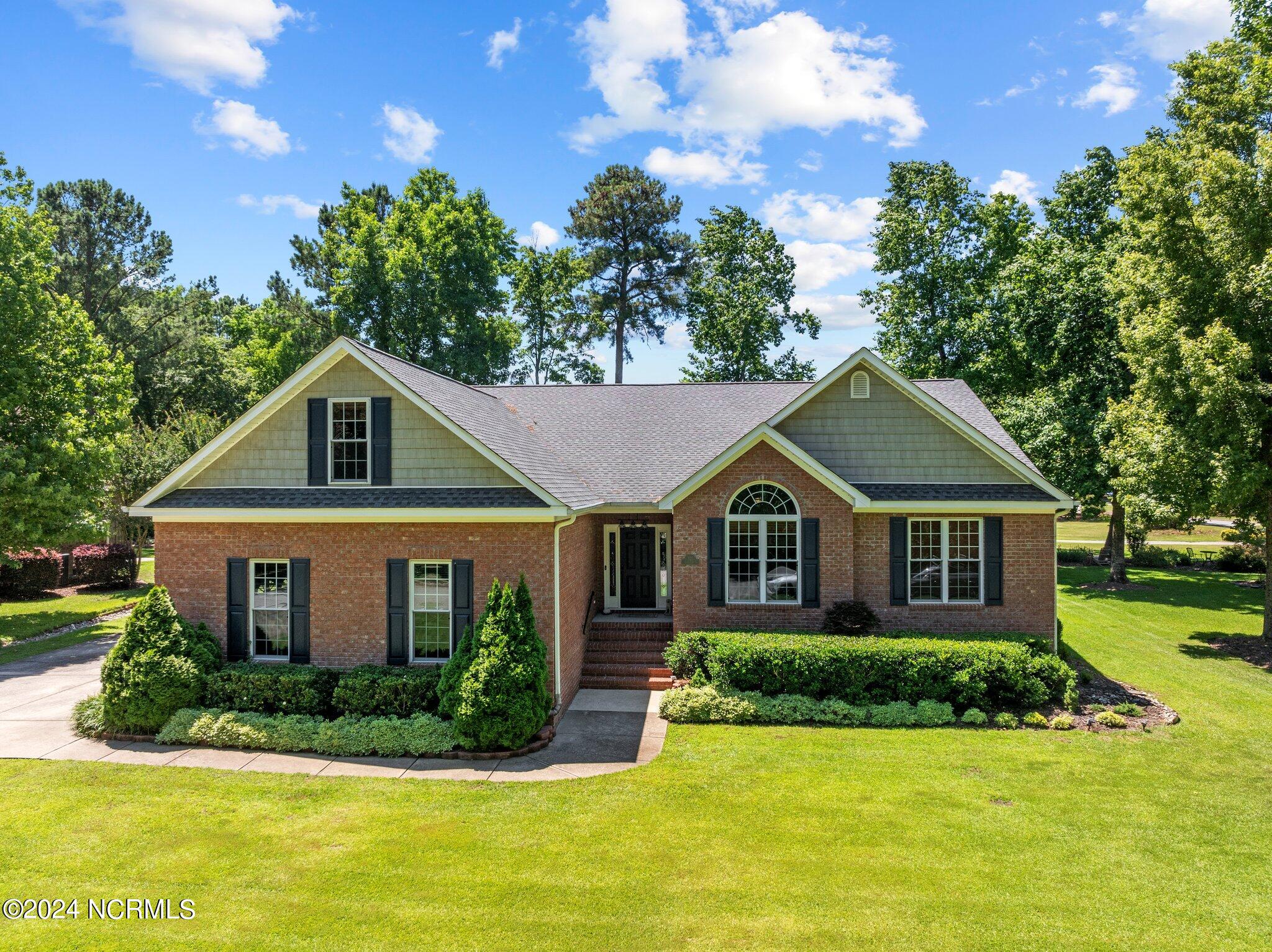 121 Emmen Road New Bern, NC 28562 - Photo 51 of 62 48-web-or-mls-DJI_0205