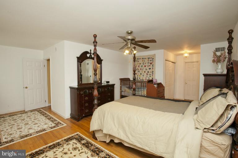306 Summit Hall Road Gaithersburg, MD 20877 - Photo 18 of 29 Bedroom (Master)