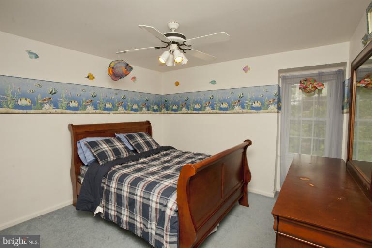 306 Summit Hall Road Gaithersburg, MD 20877 - Photo 21 of 29 Bedroom