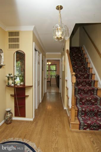 306 Summit Hall Road Gaithersburg, MD 20877 - Photo 26 of 29 Interior (General)
