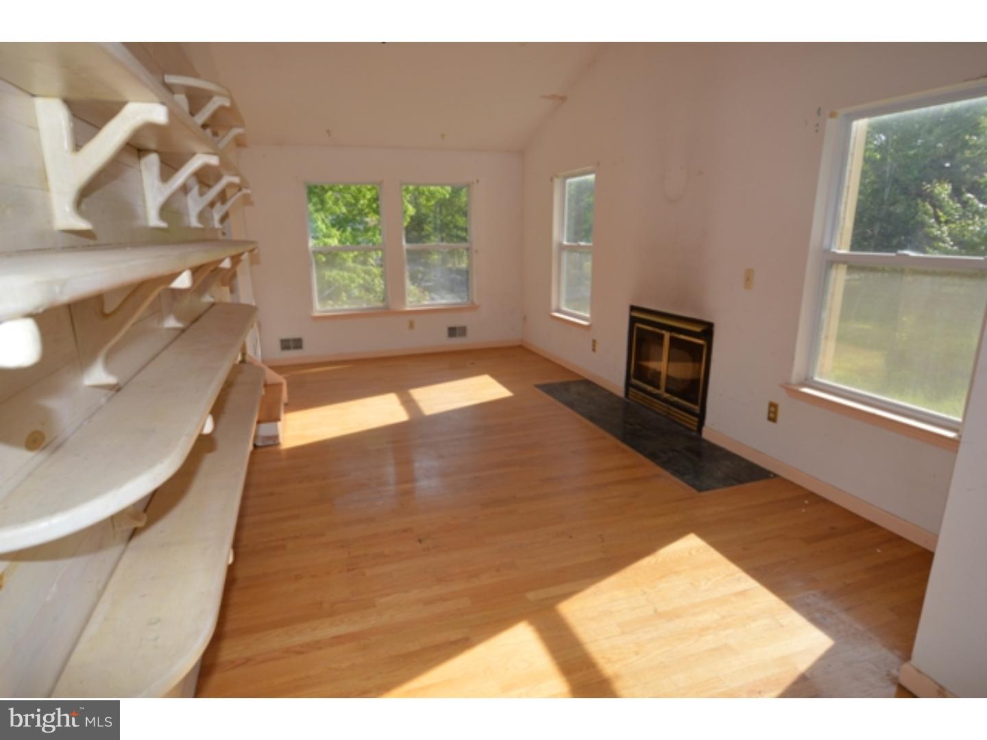 1236 Reed Road Cream Ridge, NJ 08514 - Photo 9 of 22