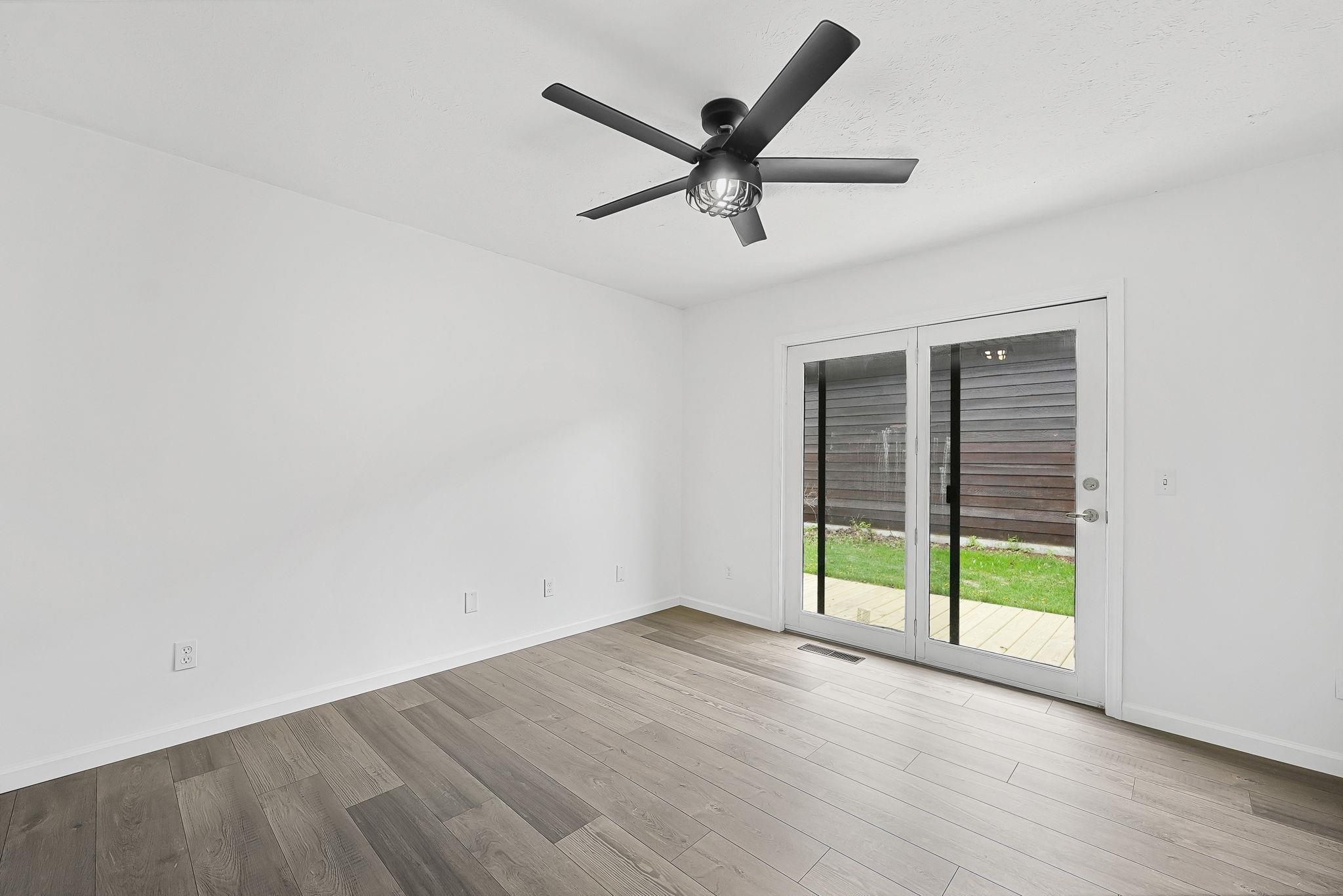 2130 East Hammond Road, Unit 82 Traverse City, MI 49686 - Photo 15 of 42