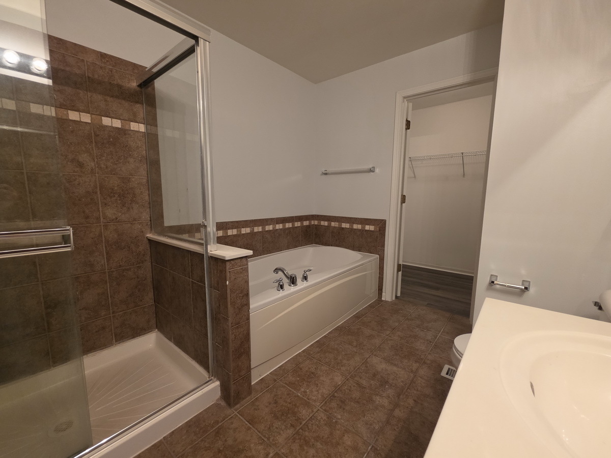 207 Springbrook Trail South Oswego, IL 60543 - Photo 7 of 15