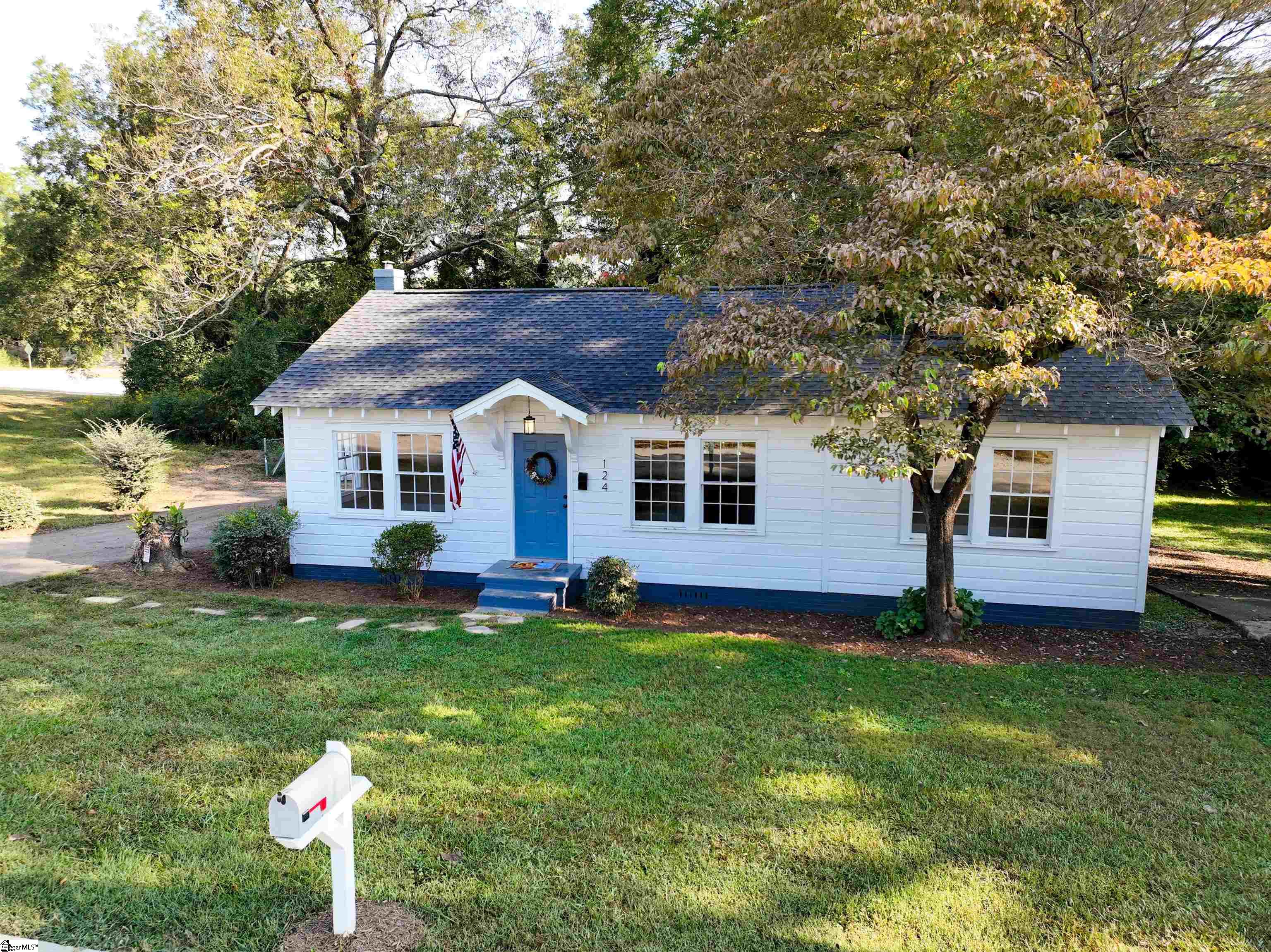 124 North Street Anderson, SC 29621 - Photo 3 of 28