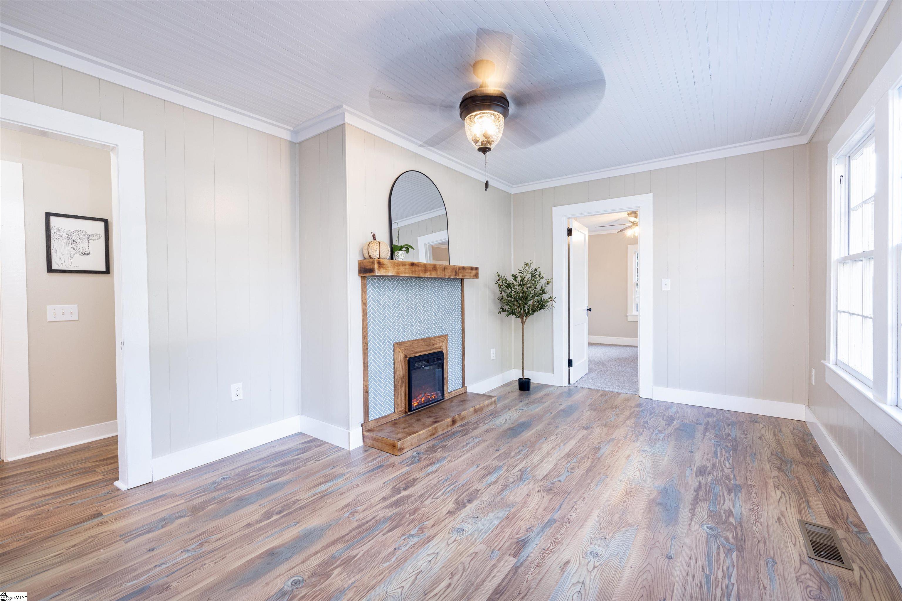 124 North Street Anderson, SC 29621 - Photo 7 of 28