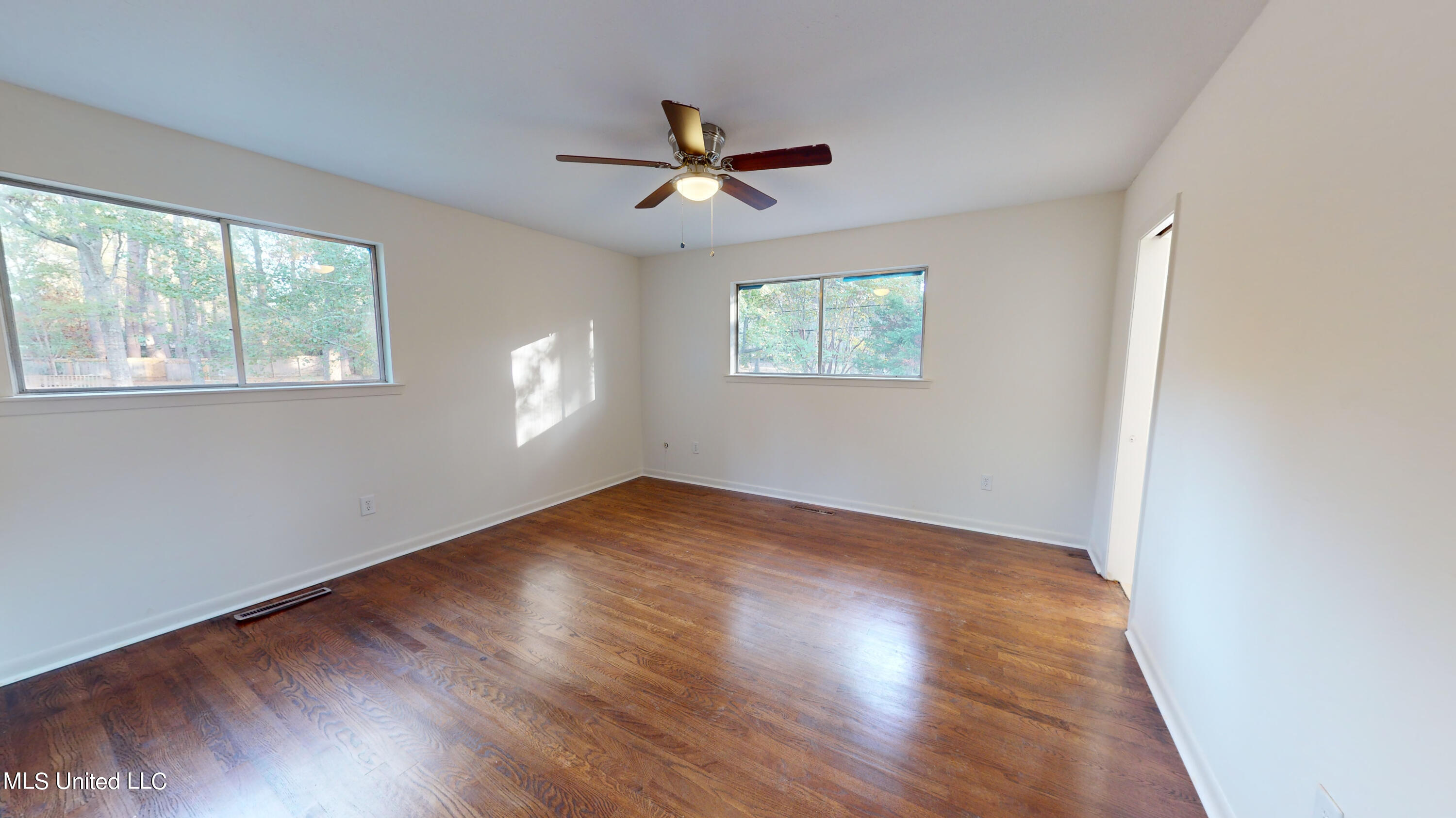 2203 Southwood Road Jackson, MS 39211 - Photo 15 of 18 2203-Southwood-11272023_191925