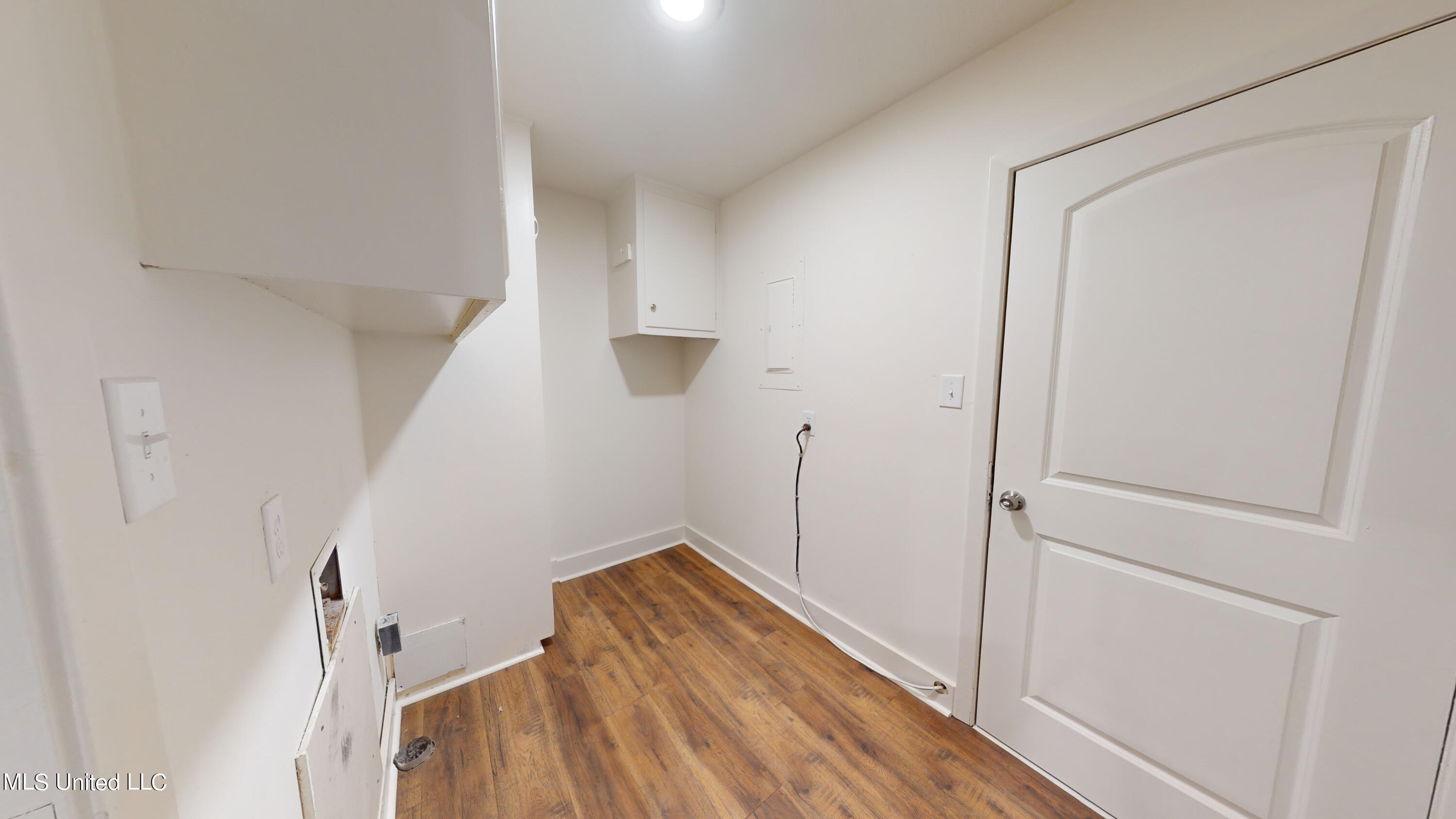 2203 Southwood Road Jackson, MS 39211 - Photo 10 of 18 2203-Southwood-11272023_191254