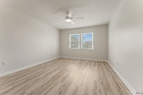 $195,000 | 5203 Sleepy Hollow Drive, Unit 5203, Baton Rouge, LA 70817