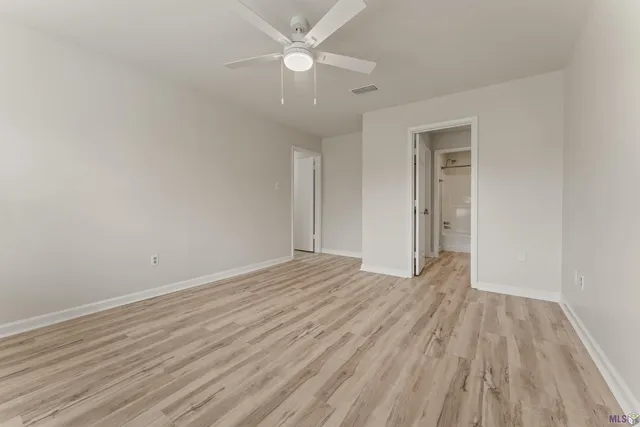 $195,000 | 5203 Sleepy Hollow Drive, Unit 5203, Baton Rouge, LA 70817