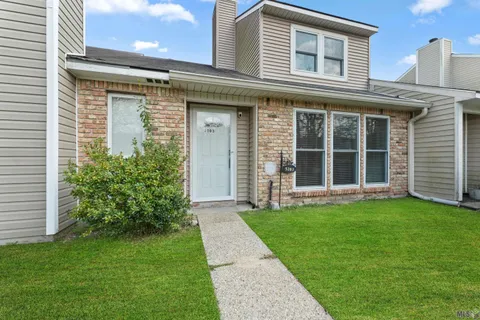 $195,000 | 5203 Sleepy Hollow Drive, Unit 5203, Baton Rouge, LA 70817