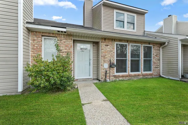 $195,000 | 5203 Sleepy Hollow Drive, Unit 5203, Baton Rouge, LA 70817