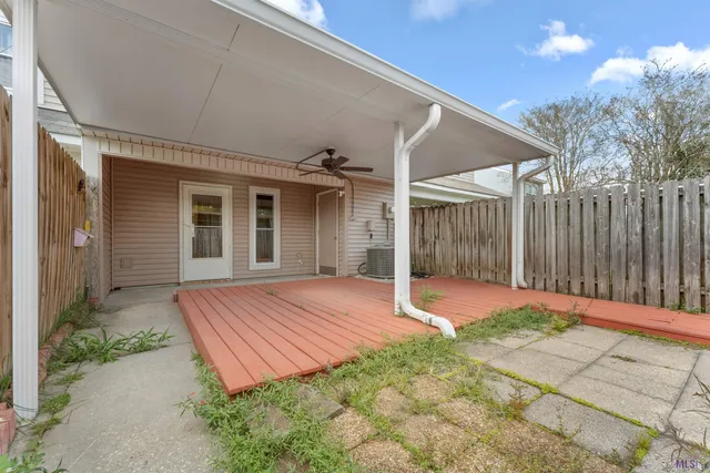 $195,000 | 5203 Sleepy Hollow Drive, Unit 5203, Baton Rouge, LA 70817