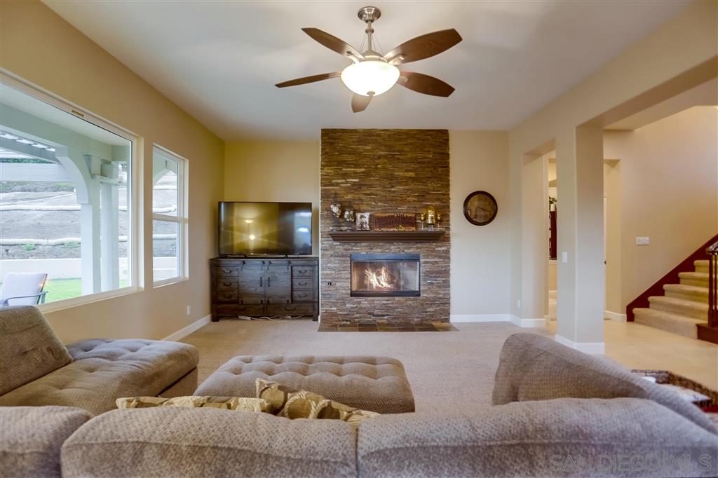 5006 Hill Ranch Drive Fallbrook, CA 92028 - Photo 2 of 25