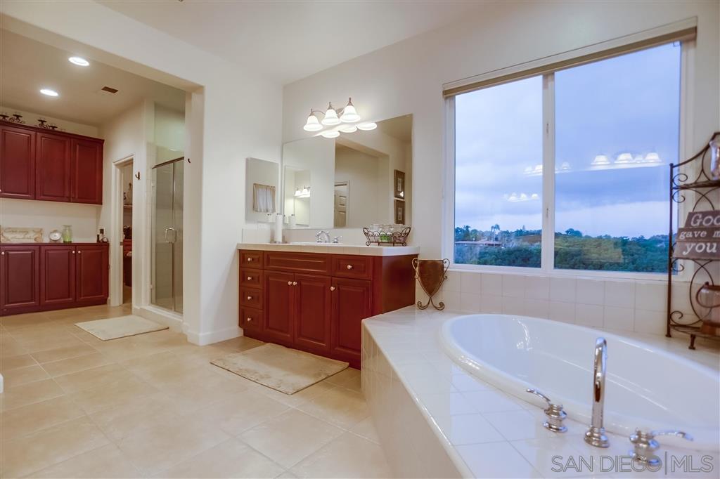 5006 Hill Ranch Drive Fallbrook, CA 92028 - Photo 14 of 25