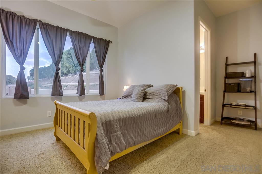 5006 Hill Ranch Drive Fallbrook, CA 92028 - Photo 15 of 25