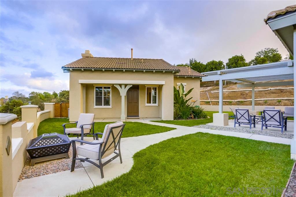 5006 Hill Ranch Drive Fallbrook, CA 92028 - Photo 22 of 25