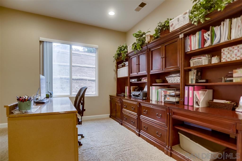 5006 Hill Ranch Drive Fallbrook, CA 92028 - Photo 9 of 25