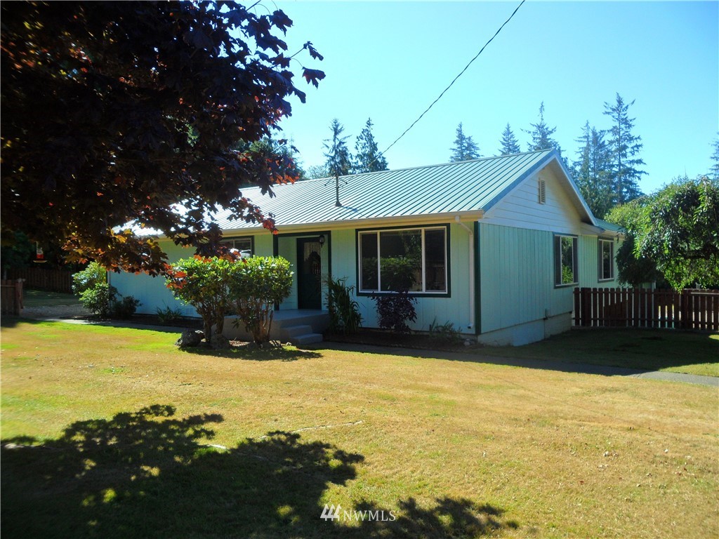1057 Ocean Beach Road Hoquiam, WA 98550 - Photo 1 of 25 Gallery Image 1