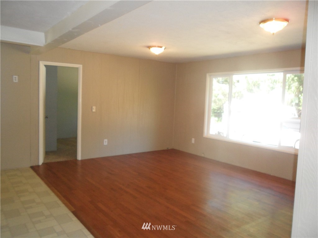 1057 Ocean Beach Road Hoquiam, WA 98550 - Photo 11 of 25 Gallery Image 11