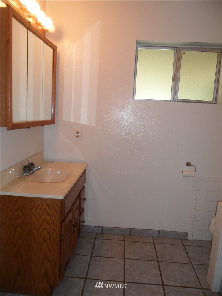 1057 Ocean Beach Road Hoquiam, WA 98550 - Photo 13 of 25 Gallery Image 13