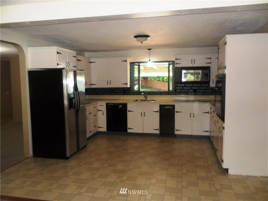 1057 Ocean Beach Road Hoquiam, WA 98550 - Photo 7 of 25 Gallery Image 7
