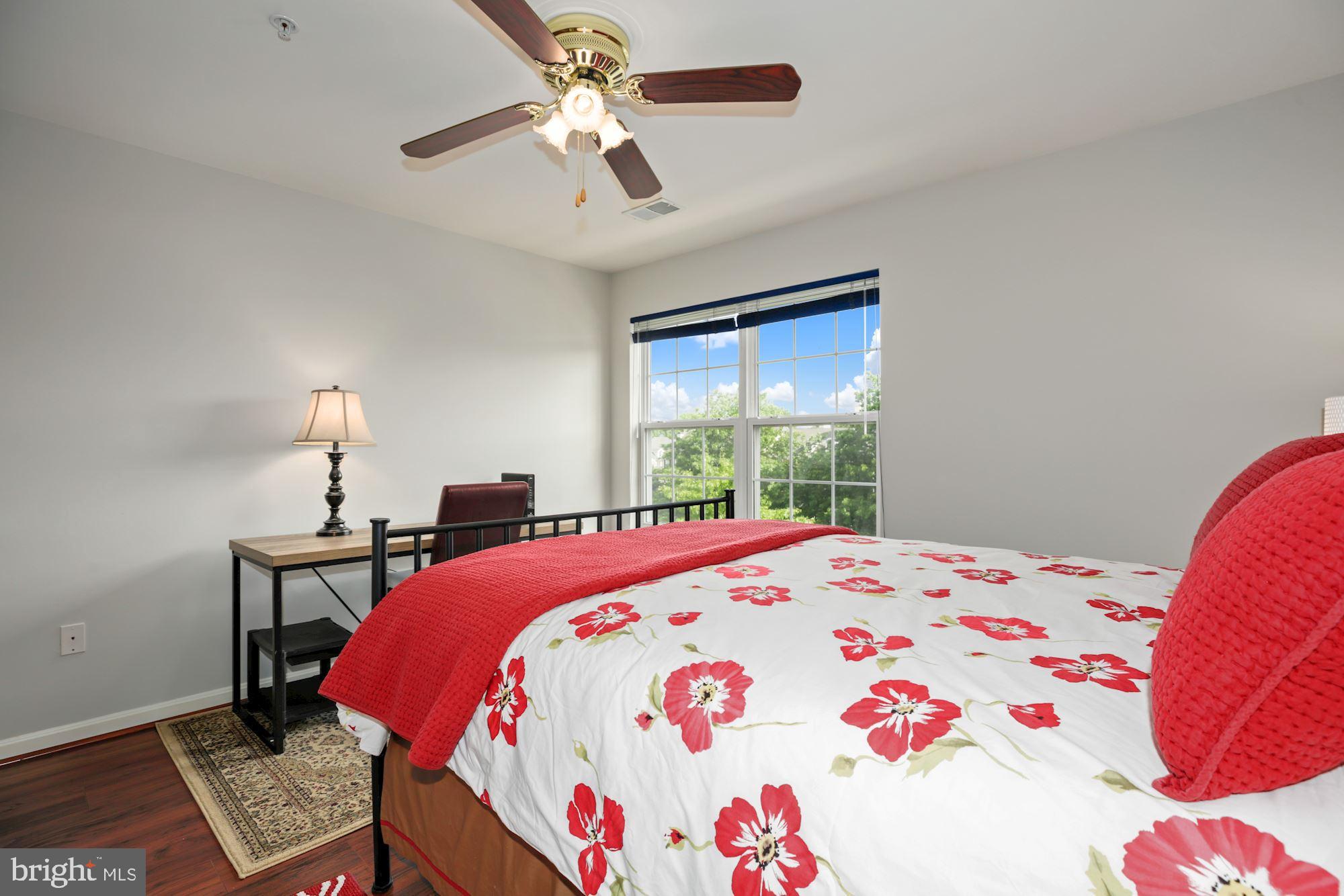 521 Constellation Square Southeast, Unit J Leesburg, VA 20175 - Photo 17 of 40